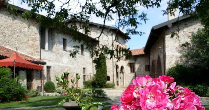 Others Castello di Cernusco Lombardone