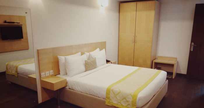 อื่นๆ Stately Suites NH 8