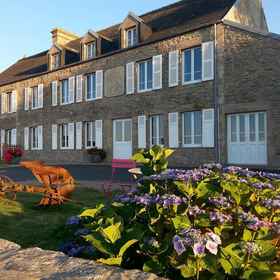 Primary image 1 Hôtel La Roche du Marais, Manche Hotels