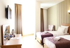 기타 4 Hotel Melidium