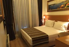 Others 7 Art Nouveau Galata