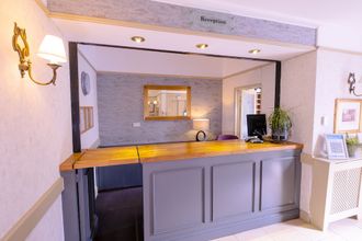 Lain-lain 4 The Royal Hotel