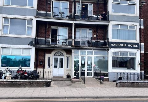 Others Harbour Hotel