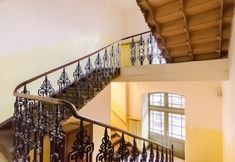 Others 2 Place 4 You Apartments