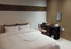 其他 6 Hotel The May