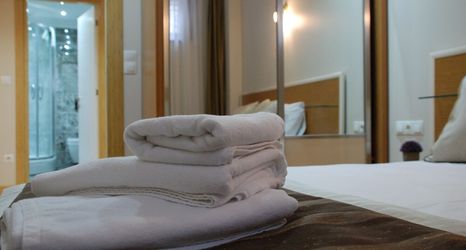 Others 2 Homelike Residence