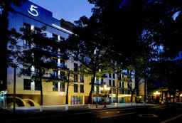 LN Hotel Five, 2.562.027 VND