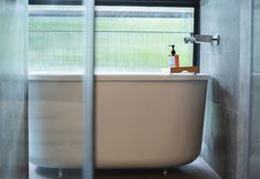 其他 5 Tints of Blue Hotel