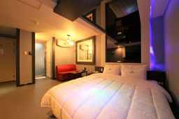 V Hotel, Rp 634.912