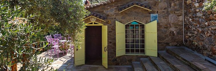 Others Stonehouse By Ipek