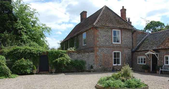 Khác Grange Farm House