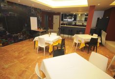 Others 3 Revolutum Hostel