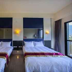 Room 1 Flowers Bed and Breakfast, Wanrong Township Hotels