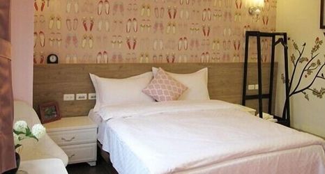 Others 2 Flowers Bed and Breakfast