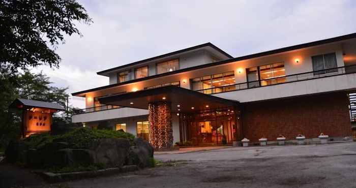 อื่นๆ Alpine Route Hotel