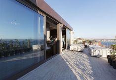 Lainnya 2 Noble22 Suites