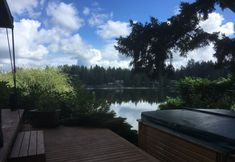 Lainnya 3 Cottage Lake Bed and Breakfast