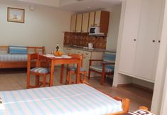 Others 5 Semiramis Apartments by Estia