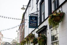 Khác Ty Dre Town House
