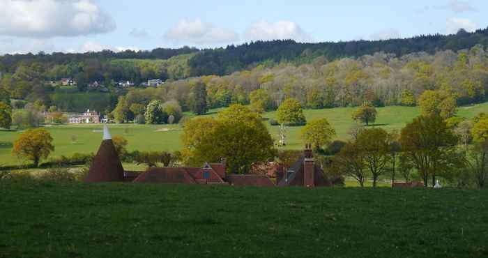 Lain-lain Hurst Farm