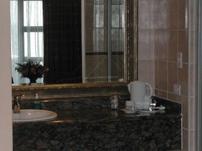 Others 4 Birdcage B and B