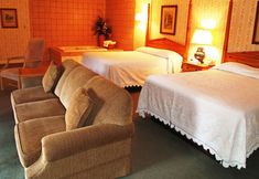 Others 5 The Thompson House