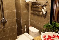 기타 4 Tomodachi House