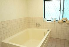 Others 6 Pension Sirogisu