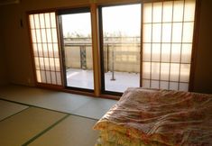 Others 3 Pension Sirogisu