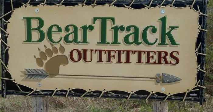 Lain-lain Bear Track Outfitters