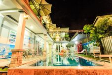 その他 Riverside Pottery Village