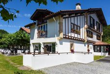 Lainnya Jardins de Bakea