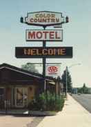 Primary image Color Country Motel