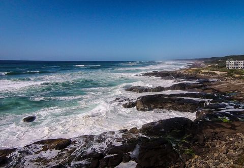 其他 Overleaf Lodge