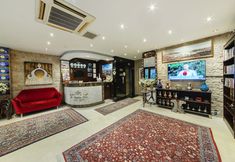 อื่นๆ 5 The Magnaura Palace Hotel