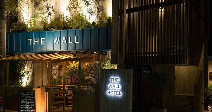 Lainnya The Wall Hotel