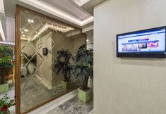 Others 2 Hotel Darkmen