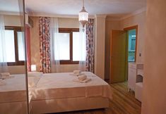 Others 7 White Pearl Alanya