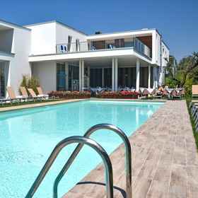 Primary image 1 Hotel Maximilian, Isola Rizza Hotels