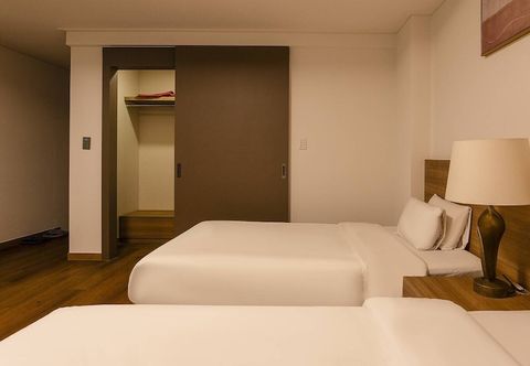 Khác Korea Tourist Hotel