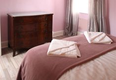 Others 7 Number 52 Charlotte Street