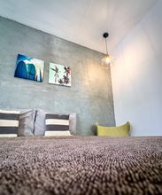 기타 4 Alona Pawikan