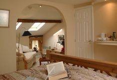 Lain-lain 4 The Longham White Horse