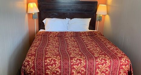 Others 2 Stadium View Inn