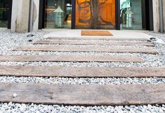 Others 2 The Leaf Inn