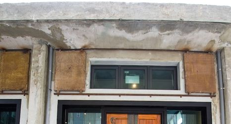 Others 2 The Leaf Inn