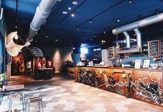 Others 7 The Leaf Inn