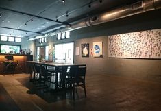 Others 4 The Leaf Inn