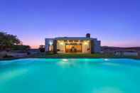 Others Cristelia Luxury Sea Front & Pool Villa