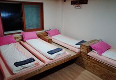 기타 2 Bong Backpackers